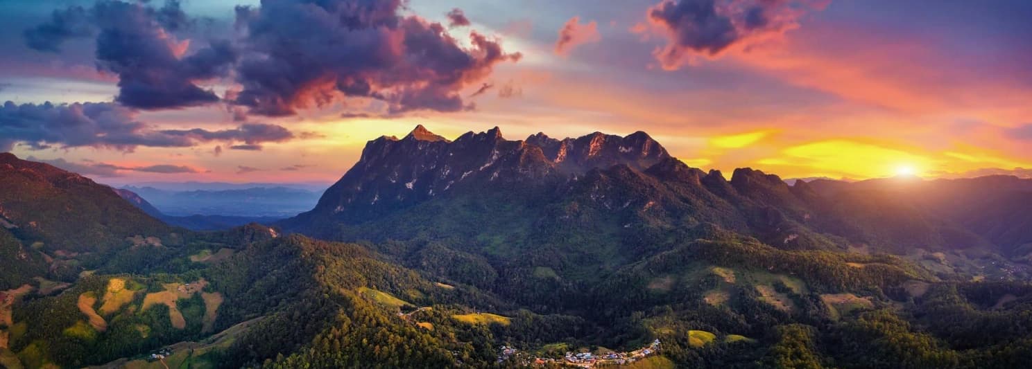 Thailand travel destinations featuring Bangkok, Phuket, Krabi, Koh Samui, and Chiang Mai