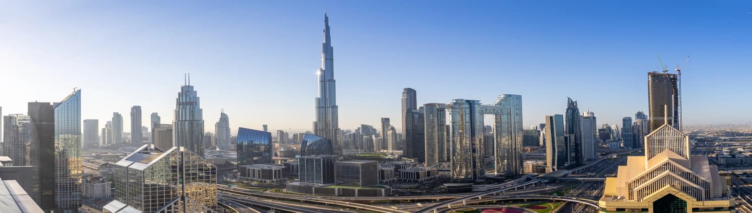 UAE travel experience with luxury hotels and cultural attractions highlighting the destination's appeal